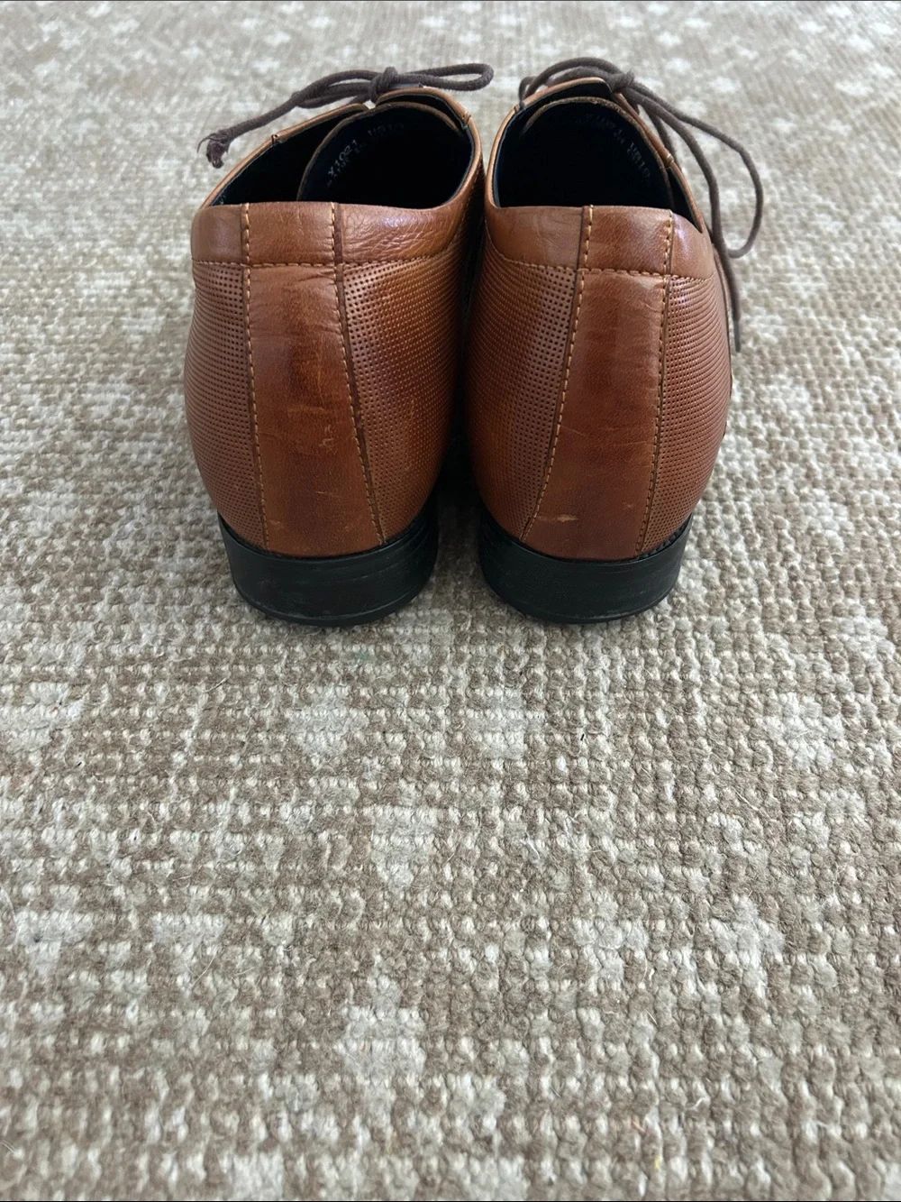 Calto Men's Brown Leather Lace-Up Dress Shoes. Size 10